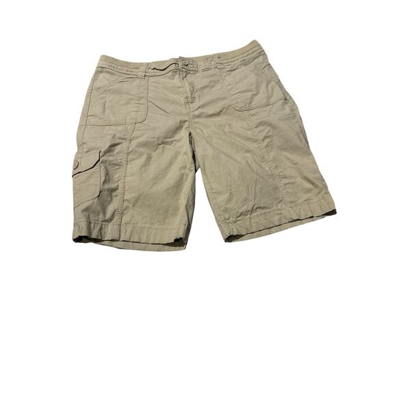 St John Bay Women Tan Flat Front Cargo Short Size 14 - Picture 1 of 6